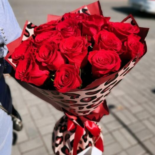15 varietal roses in a bouquet