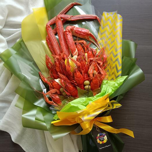 Букет из раков с клешней краба