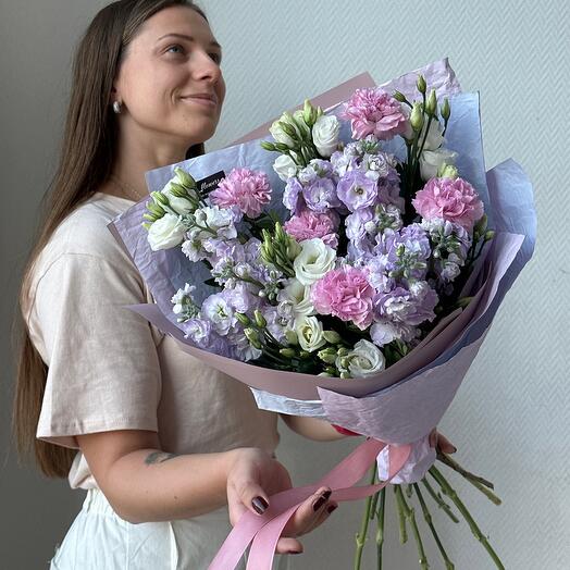 Flower trend in Moscow