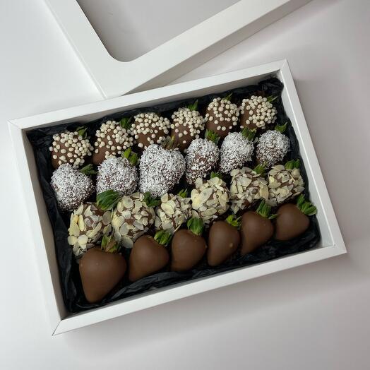 Клубника в шоколаде Box 24