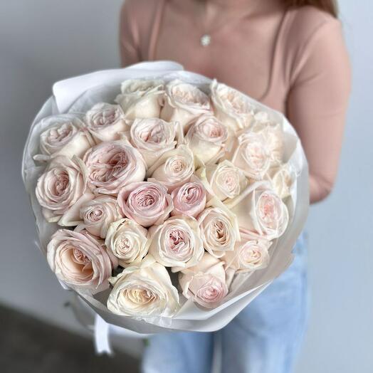 25 ароматных роз White s O Hara