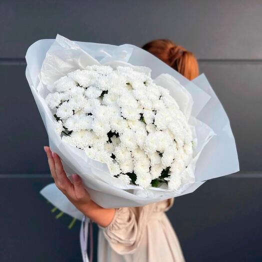 Bouquet of bush chrysanthemums