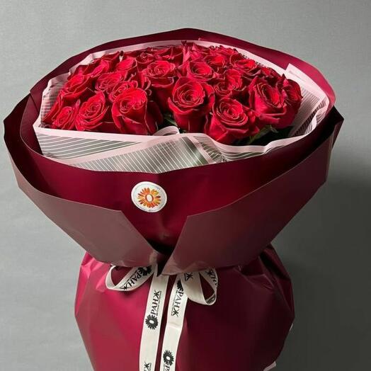 Букет из 35 карсных Голландских роз от Оранж Алматы