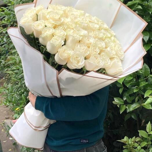 White roses 🤍белые розы