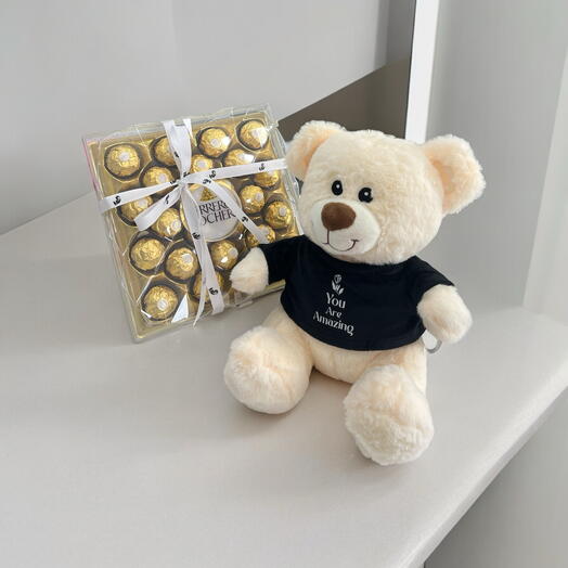 Amazing teddy with chocolates
