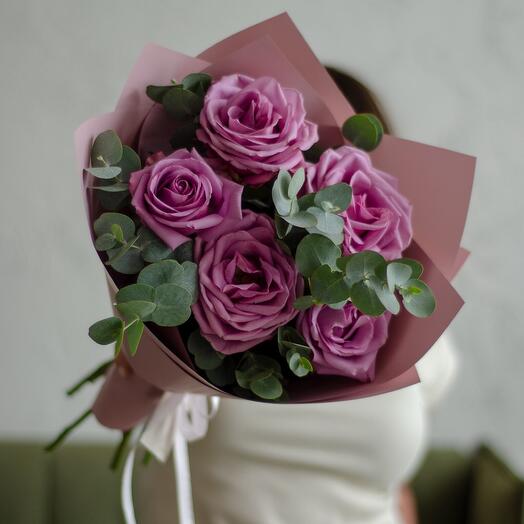 Bouquet of lilac rose and eucalyptus