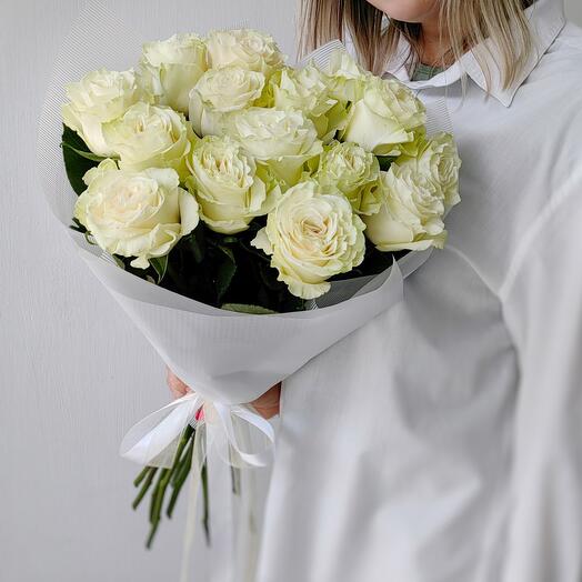 11 rosas blancas altas con cinta