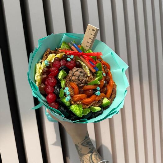 Букет из сухофруктов для учителя