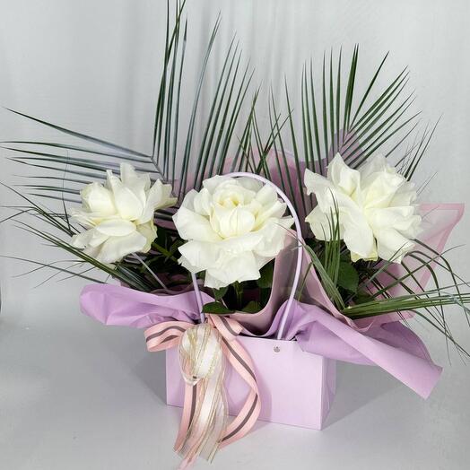 Handbag with flowers white French roses White mondiale white mondiale