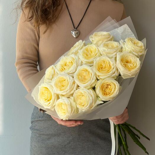 Монобукет из пионовидных роз Кендллайт