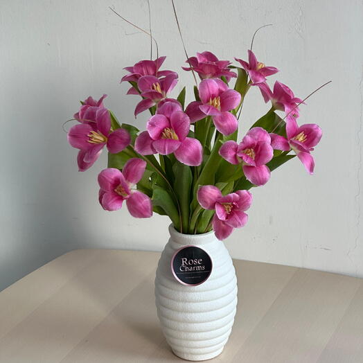 Elegant Tulip Pot