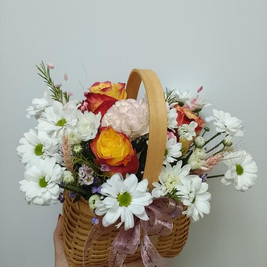 Корзина с цветами🤗