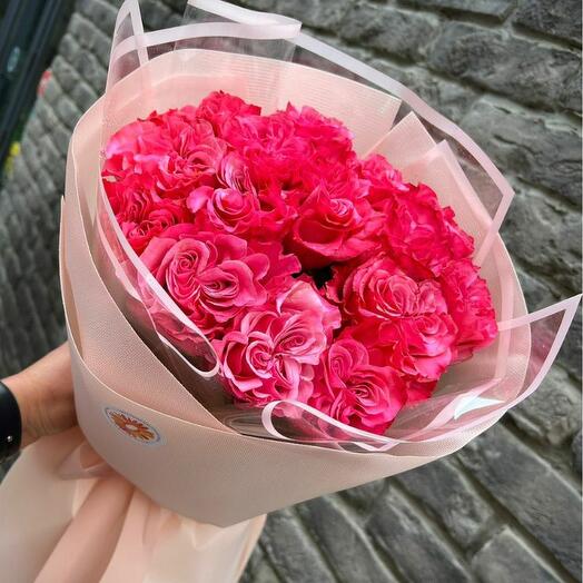 Букет из 15 пионовидных роз