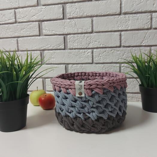 Круглая корзинка ручной работы