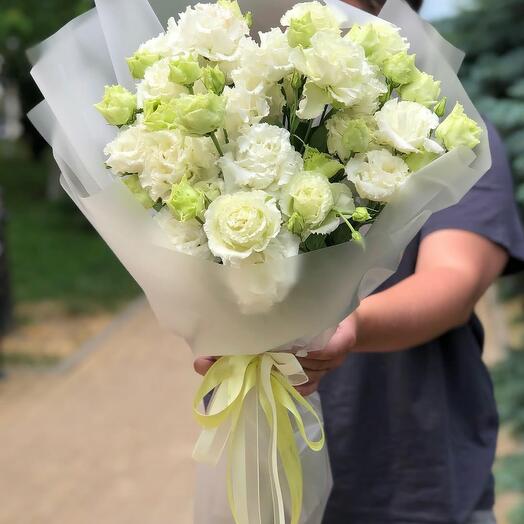 White Eustoma