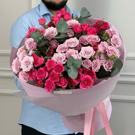 Букет кустовых роз 🌸