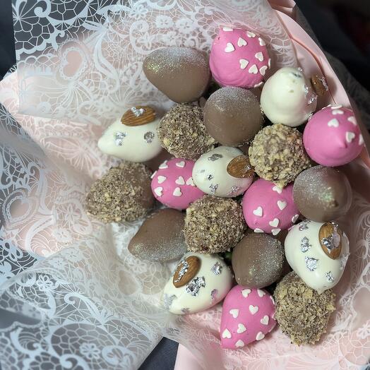 Клубничная симфония