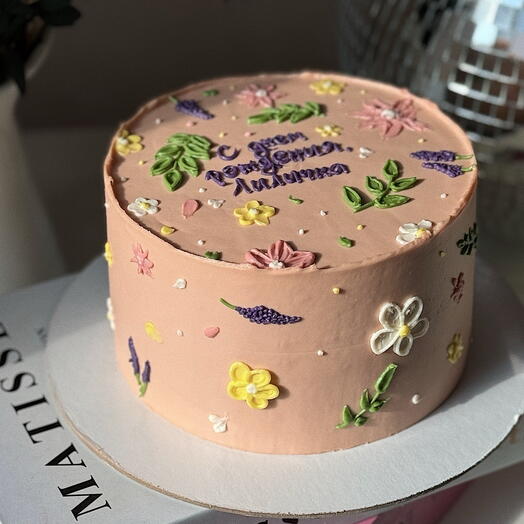 Торт с кремовыми цветами на день рождения 🥳