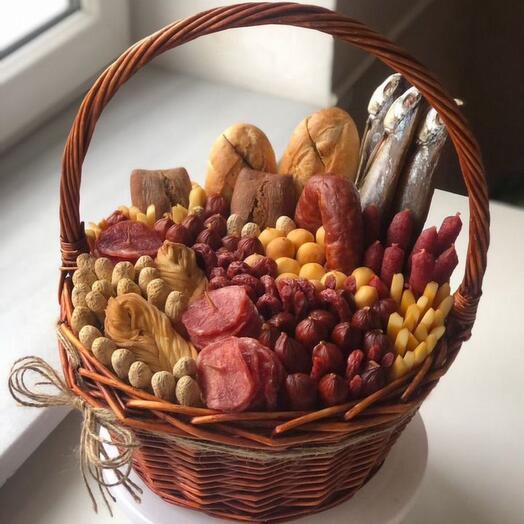 Men's Assortment Edible Meat Basket