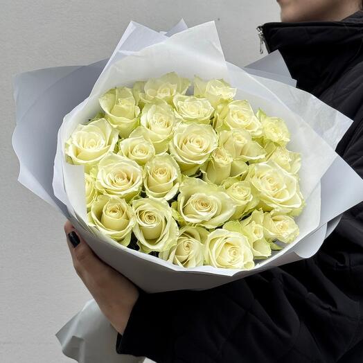 Ramo de 25 rosas blancas