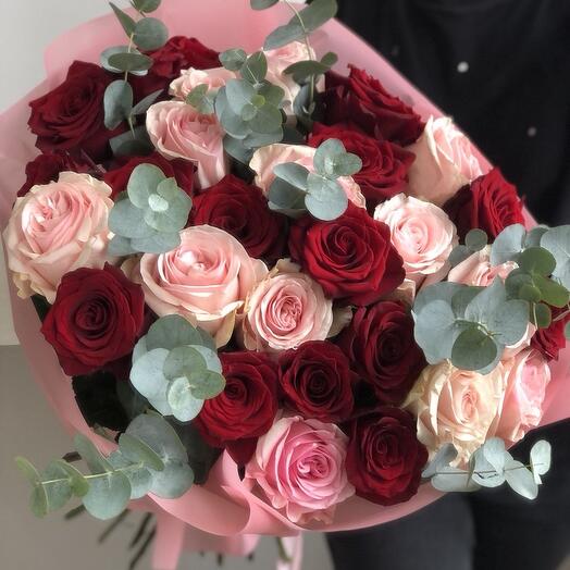 Шикарный букет из роз🌹