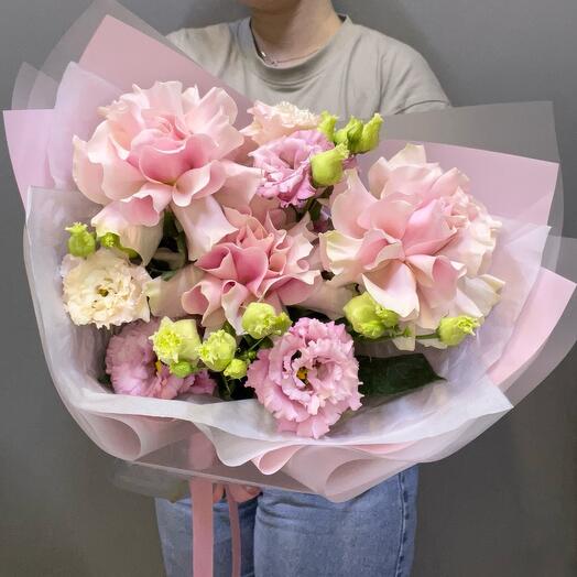 Букет «Однажды в Лос-Анджелесе» 🌸🩷 (французская Роза Пинк Мондиаль, эустома)