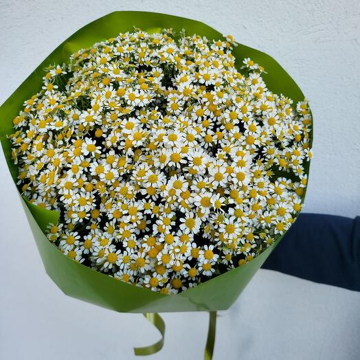 Букет с ромашкой