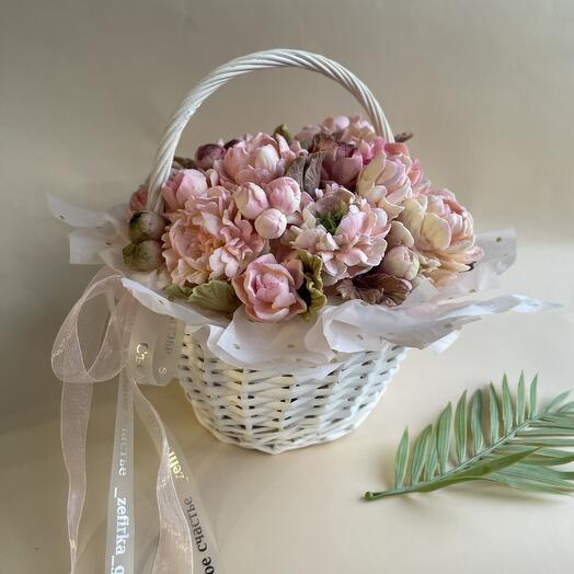 Корзина с пионами / подарок для мамы