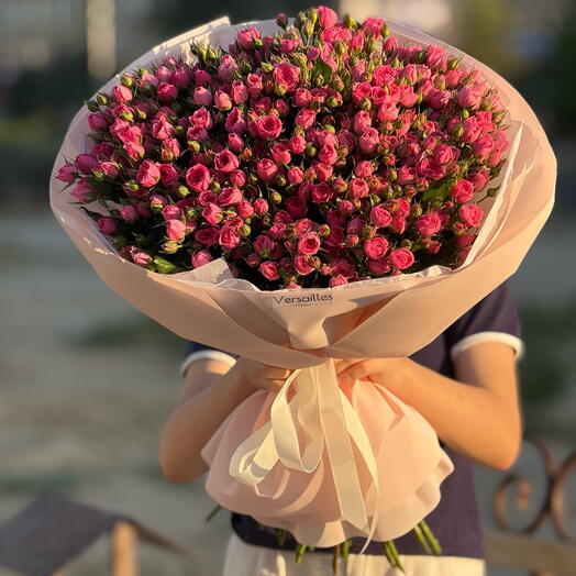 Букет кустовых роз Софи M