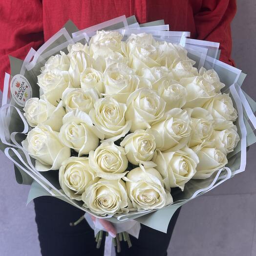 35 белых роз️ 💙