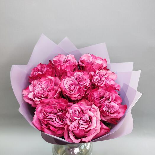 Букет кудрявых пионовидных роз