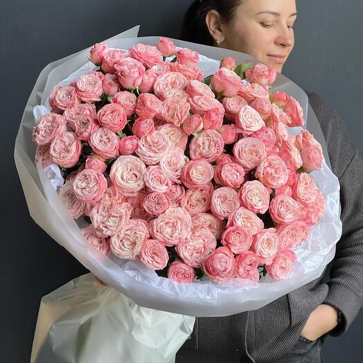 ️Огромный букет из кустовых пионовидных роз «Леди совершенство»