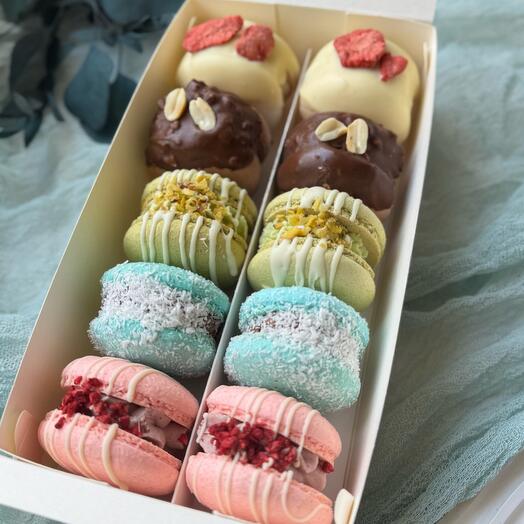 Набор ассорти макаронс 10 штук