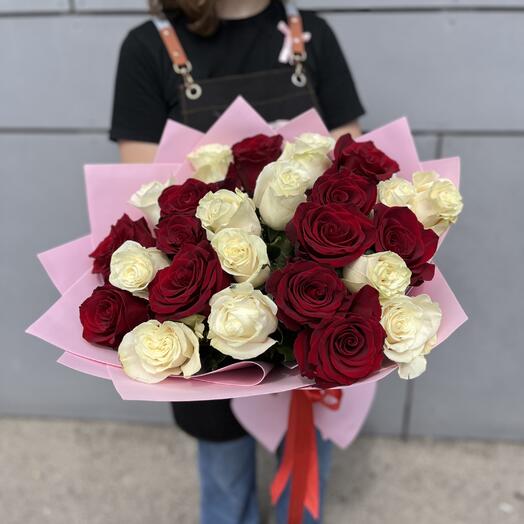 Букет из 25 крупных роз