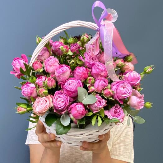 Корзина с цветами кустовые Пионовидные Розы (идеально подходит для любимых Мам )💞