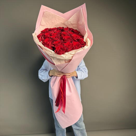 Роза Эквадор 70 см красная