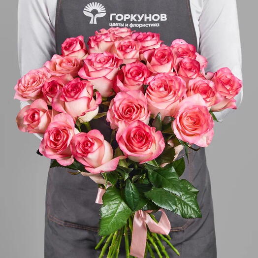 Букет из 23 роз Jumilia