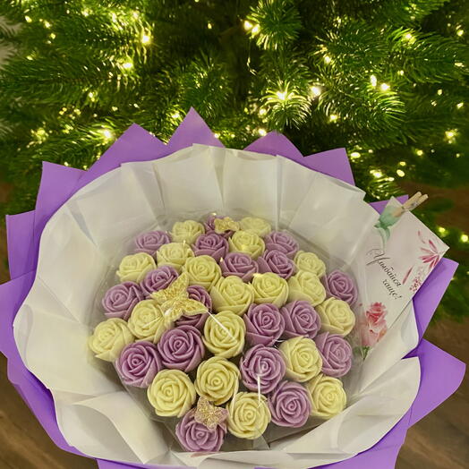 Букет из шоколадных роз 37 штук