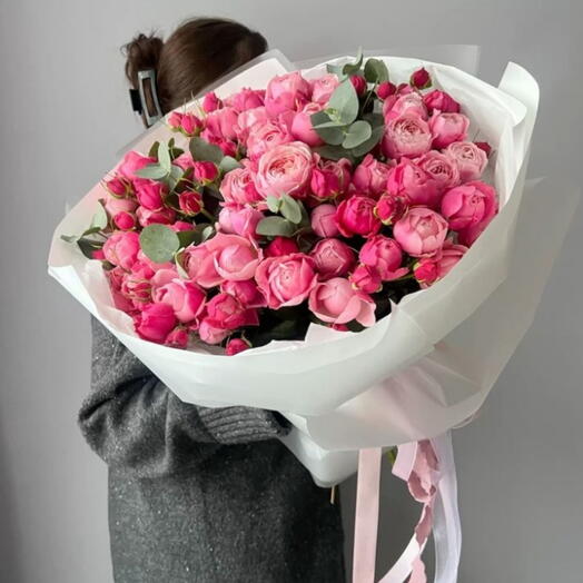 Нежный букет роз ко Дню Святого Валентина