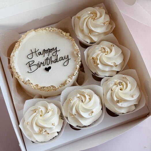 Бенто-тортик "happy birthday" и капкейки