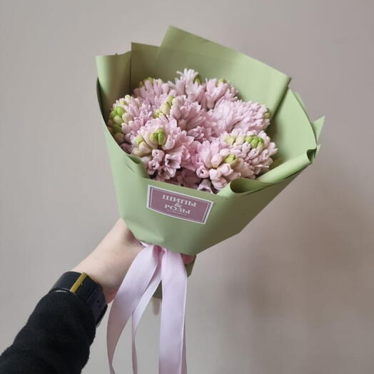 Розовые гиацинты