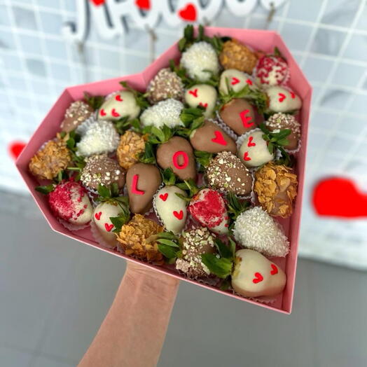 Клубника в шоколаде «сердце»