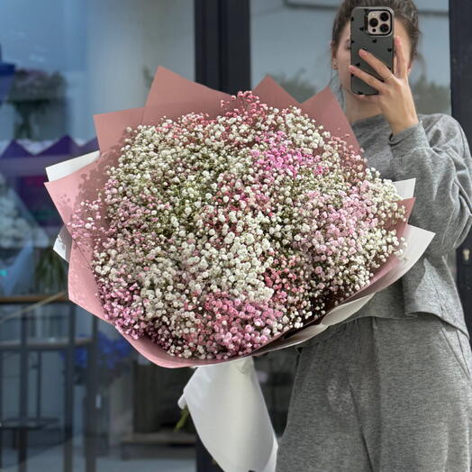 Шикарный букет из гипсофилы