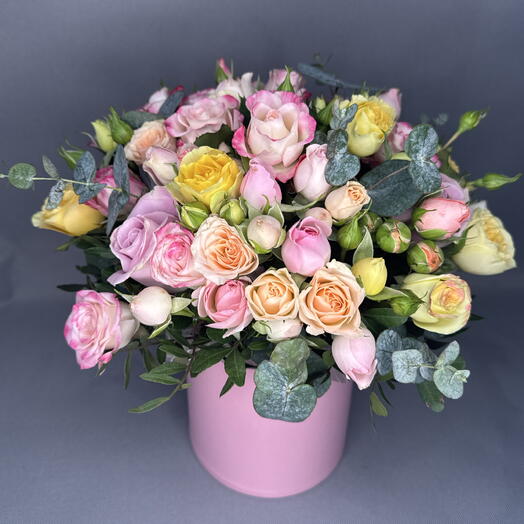 Композиция из роз к 14 февраля