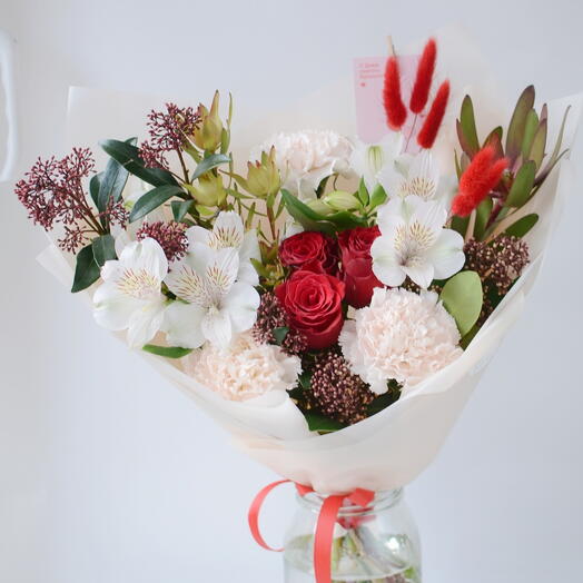 Букет с красными розами "Моё сердце"