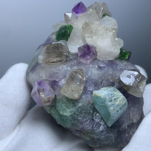 Композиция из камней и кристаллов Coolcrystals 087: аметист, аквамарин, дымчатый кварц, хромдиопсид, флюорит