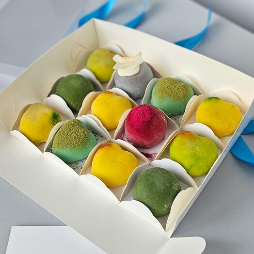 Conjunto Mochi 12 piezas, sabores surtidos