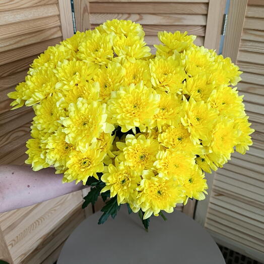 Букет из хризантемы кустовой желтой