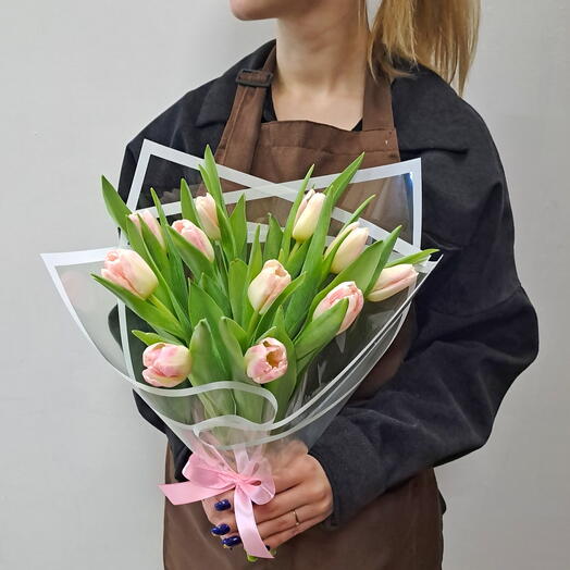 Букет из 11 тюльпанов