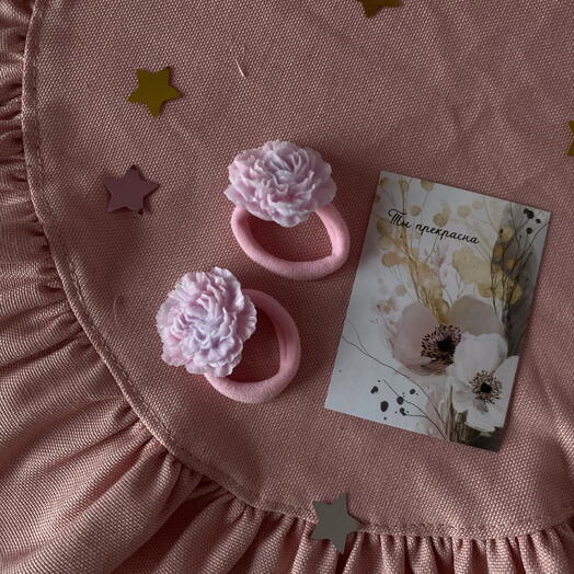 Махровые цветочки-резинки для волос на девочку